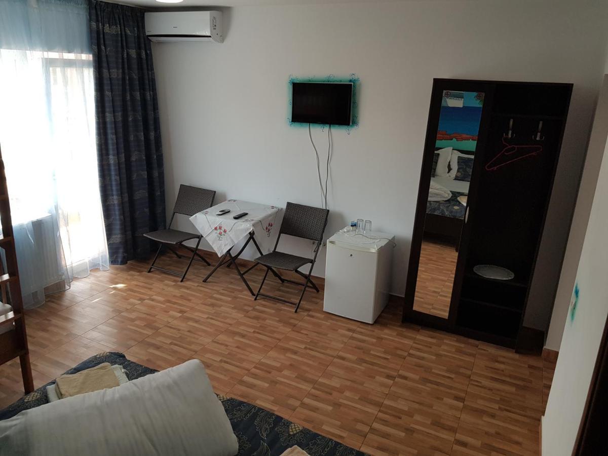 El Capitano - Mamaia Nord Gasthof *